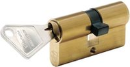 CYLINDRE V5 60 30X30 LAITON   67100/SC